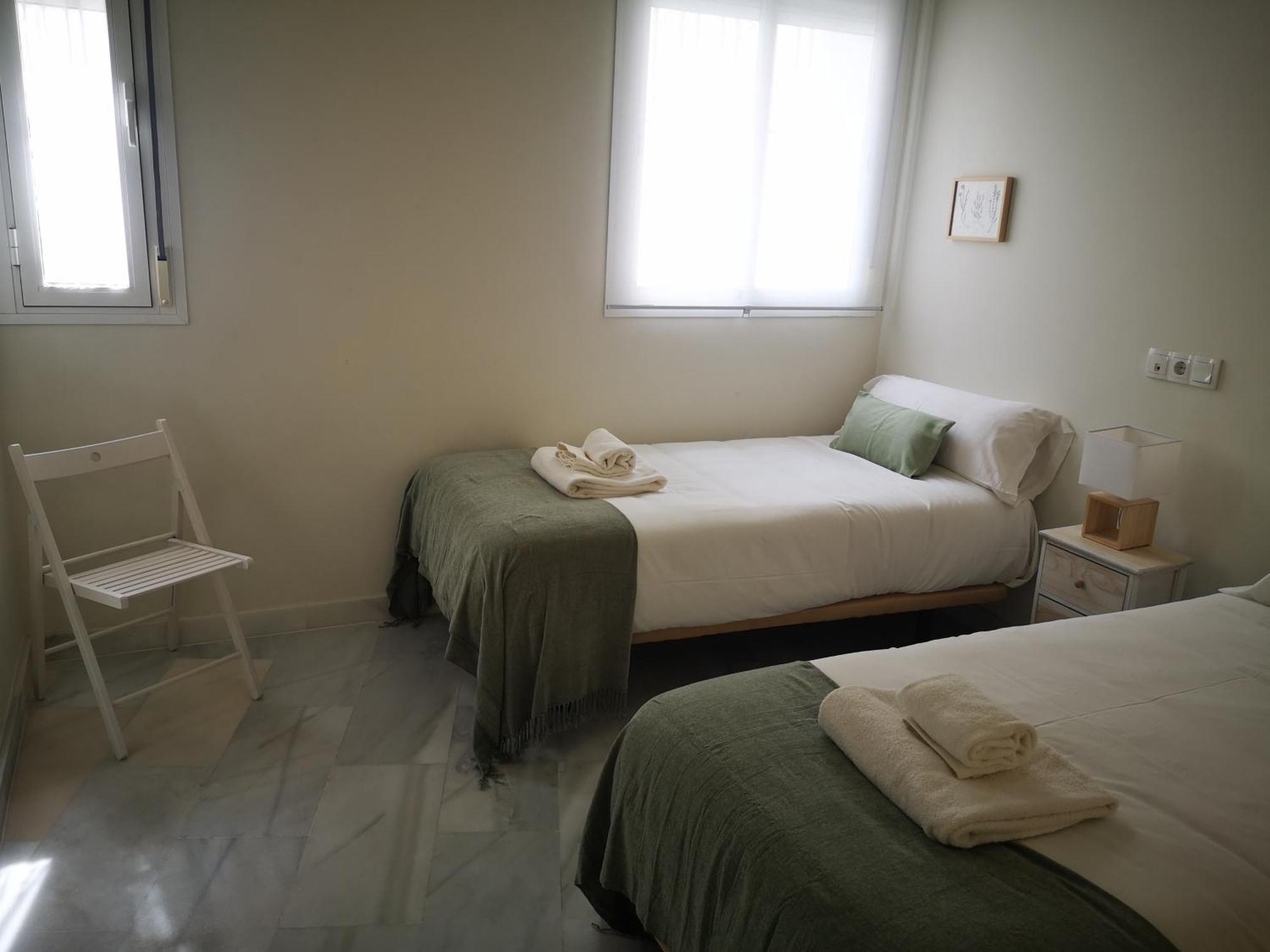 Charming Bright Apartment With Balconies On Cuesta Del Rosario Sevilla Exteriör bild